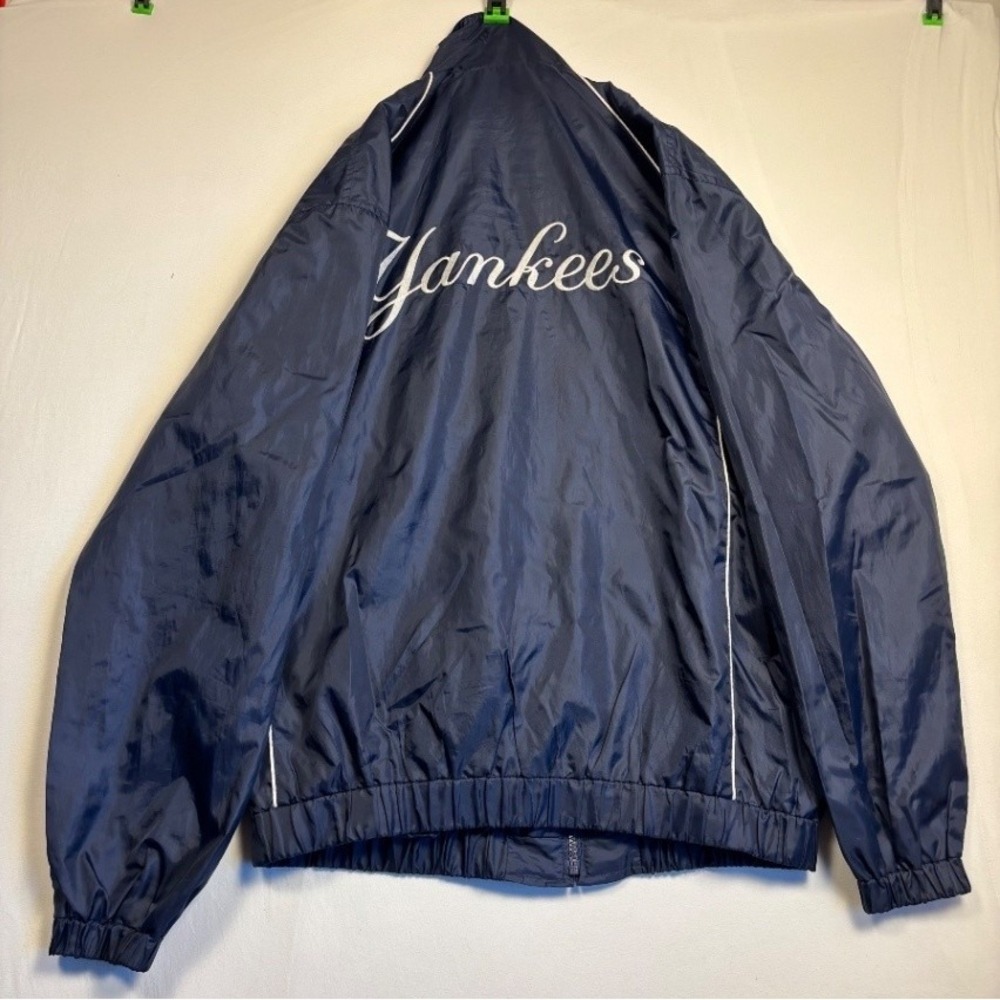 Vintage New York Yankees MLB Men's Navy Windbreaker Jacket Large Full Zip
